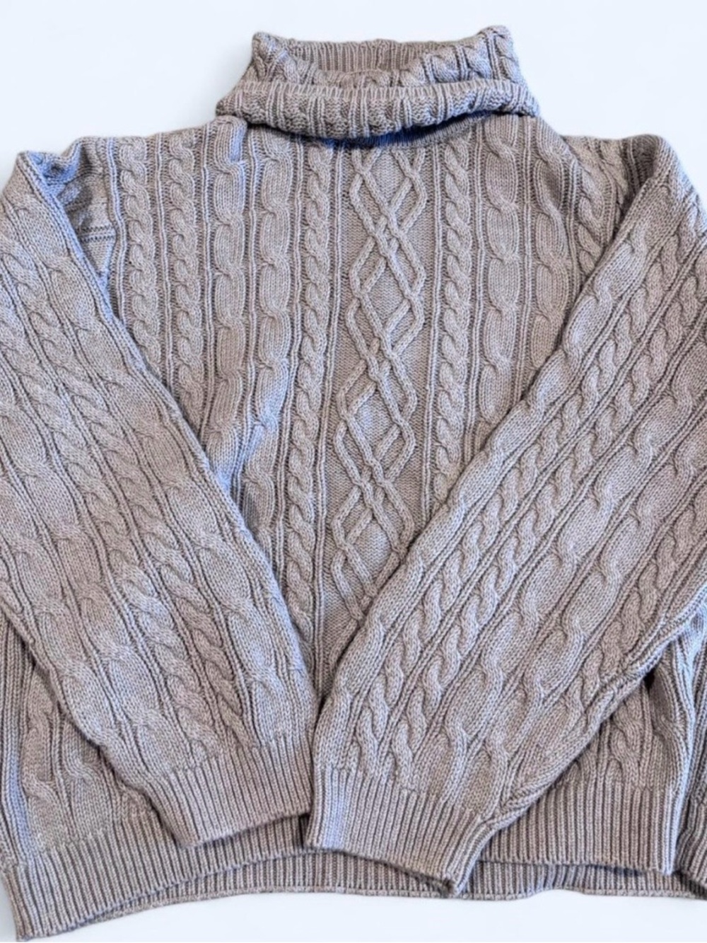 Cable Knit Turtleneck Sweater - Green